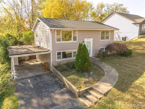 1420 W Jefferson St, Vandalia, IL 62471