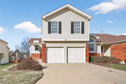 12725 Bennington Common Ln, Saint Louis, MO 63146