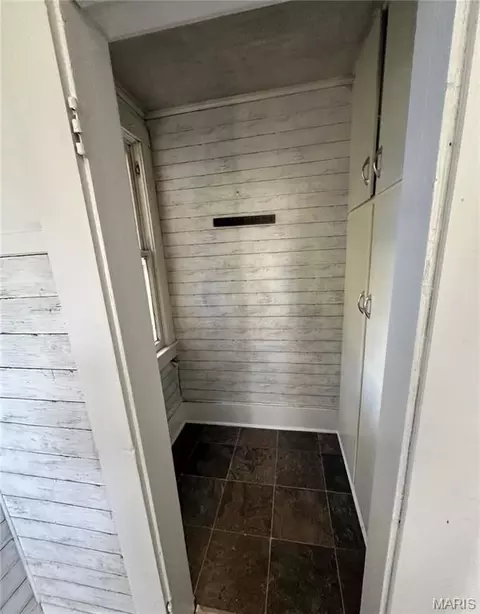 Entry Way - 412 E Howard, Malden, MO 63863 photo 1 of 1