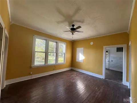 Living - 412 E Howard, Malden, MO 63863 photo 2 of 5
