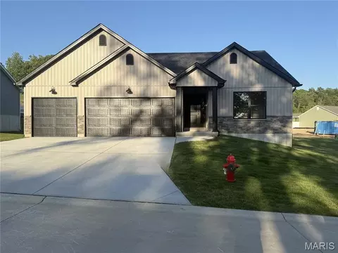1512 Louisiana Dr, Herculaneum, MO 63048