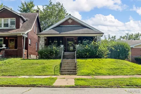 5130 Labadie Ave, Saint Louis, MO 63115