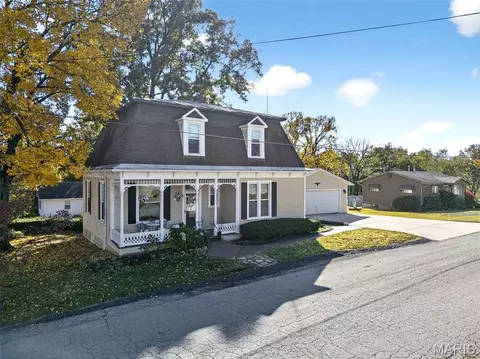 5548 Chestnut St, Augusta, MO 63332