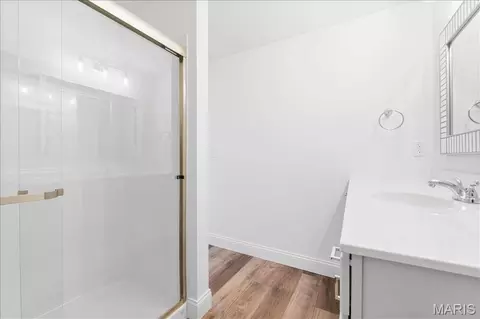 Bath - 412 Parkview Ln, Eureka, MO 63025 photo 5 of 5