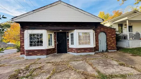 4471 S Spring Ave, Saint Louis, MO 63116