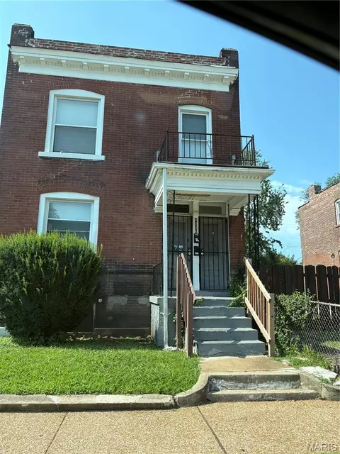 4036 Kennerly Ave, Saint Louis, MO 63113