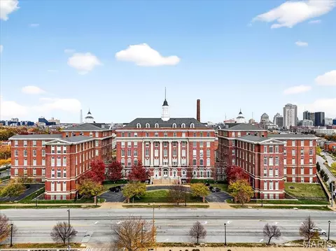 1515 Lafayette Ave #211, Saint Louis, MO 63104