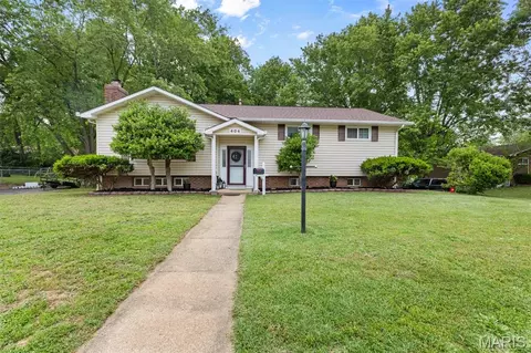 404 Helber Dr, Farmington, MO 63640
