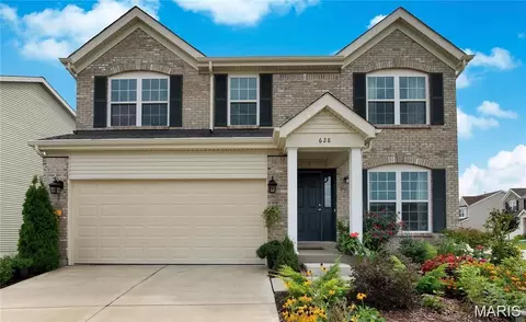 628 Vista Conn Dr, Saint Louis, MO 63125