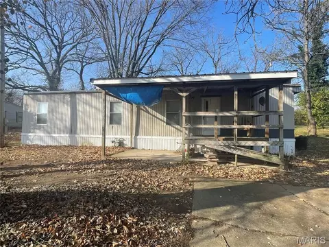 605 S Park Ave, Salem, MO 65560