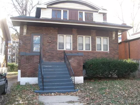 6304 Cabanne Ave, University City, MO 63130