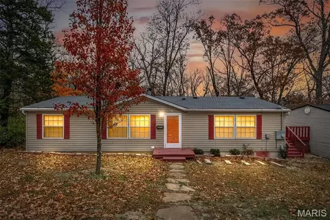 3933 Zell Cir, De Soto, MO 63020