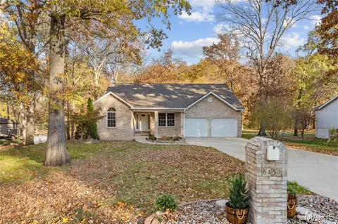 6450 Timber Lane Dr, Mascoutah, IL 62258