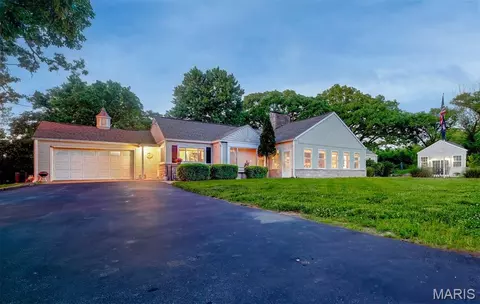 13600 County Road 7040, Rolla, MO 65401