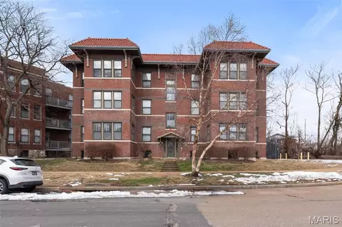 5803 Waterman Blvd #1E, Saint Louis, MO 63112