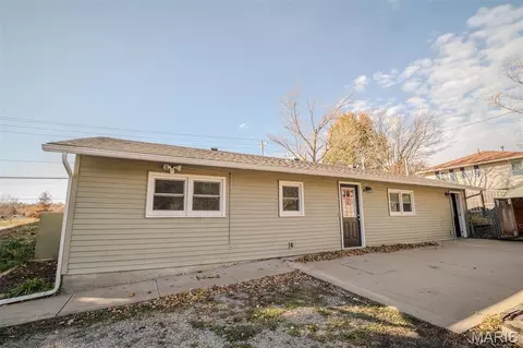 8600 N Highway Vv, Columbia, MO 65202