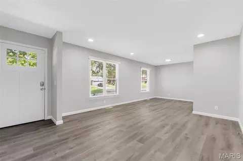 Living - 1 Rendina Ct, Ellisville, MO 63011 photo 1 of 5