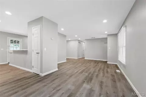 Living - 1 Rendina Ct, Ellisville, MO 63011 photo 2 of 5