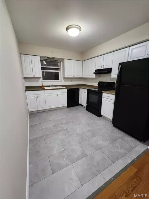 Kitchen - 12586 Chardin Pl #4, Sappington, MO 63128 photo 1 of 1