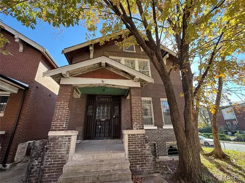 4402 Clarence Ave, Saint Louis, MO 63115
