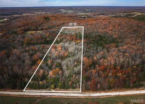 lot Apt 20 Private Drive 5294, Rolla, MO 65401