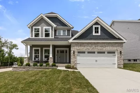 401 Rayburn Ave, Sunset Hills, MO 63127