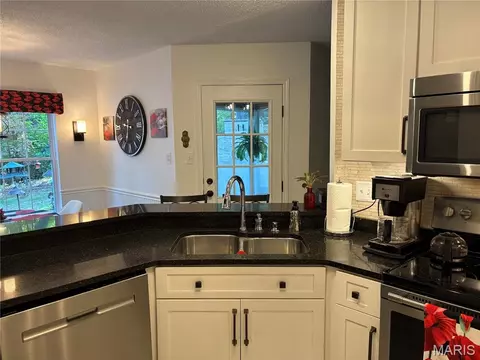Kitchen - 209 Epple Fricke Dr, Hermann, MO 65041 photo 3 of 4