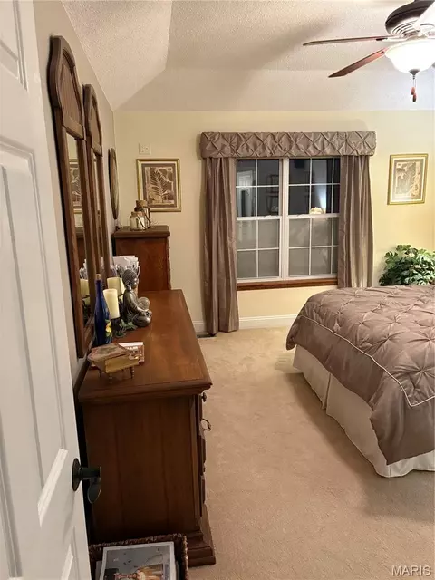 Bedroom - 209 Epple Fricke Dr, Hermann, MO 65041 photo 3 of 6