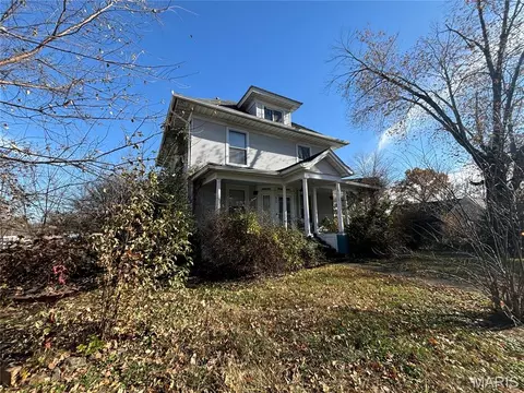 511 S Washington, Mcleansboro, IL 62859