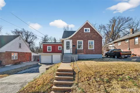 120 Bernhardt Ave, Saint Louis, MO 63121