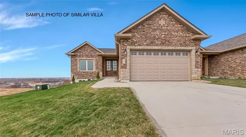 2411 Sunset Ridge Dr, Columbia, IL 62236