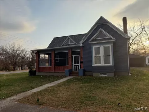 321 Taylor St, Lebanon, MO 65536