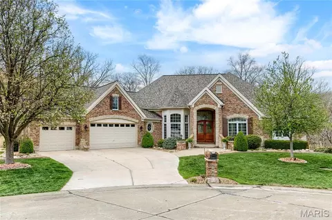 4489 Austin Valley Ct, Saint Charles, MO 63304