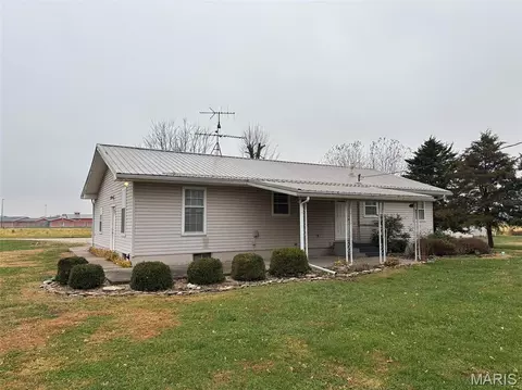 1149 E Us Highway 54, Vandalia, MO 63382