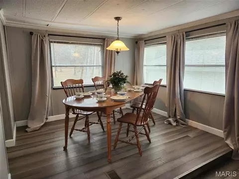1106 Harrison Ave, Sandoval, IL 62882 photo 12