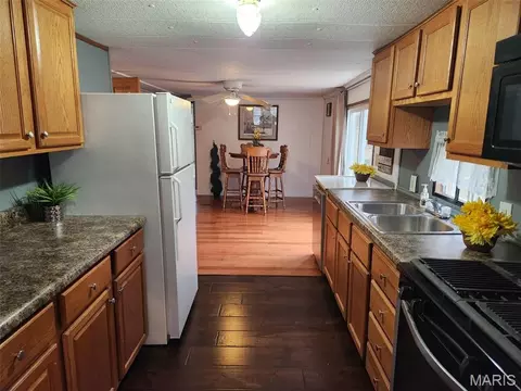 1106 Harrison Ave, Sandoval, IL 62882 photo 14