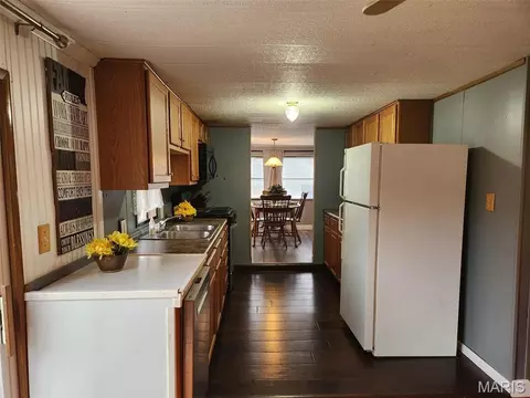 1106 Harrison Ave, Sandoval, IL 62882 photo 13
