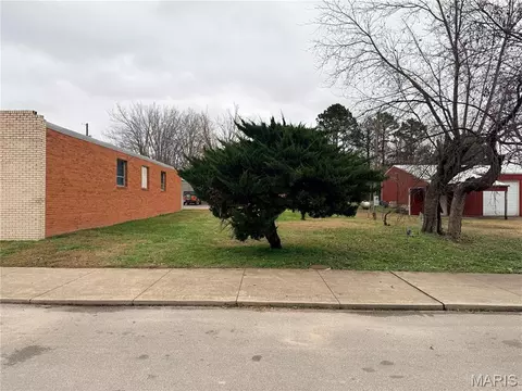 184 N E L Hawks St, Puxico, MO 63960