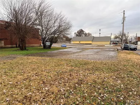 208 Richardson, Puxico, MO 63960