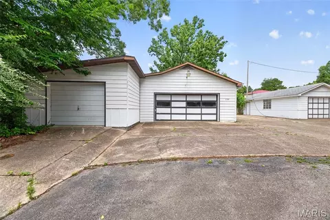 Exterior - 21987 Teak Ln, Saint Robert, MO 65584 photo 4 of 15