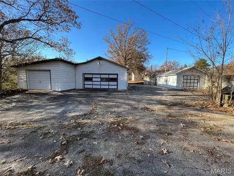 21987 Teak Ln, Saint Robert, MO 65584