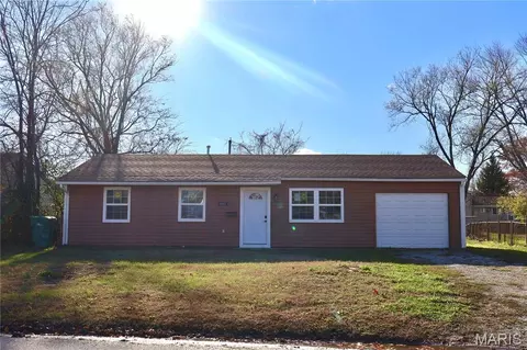4912 Piggott Ave, Cahokia, IL 62207