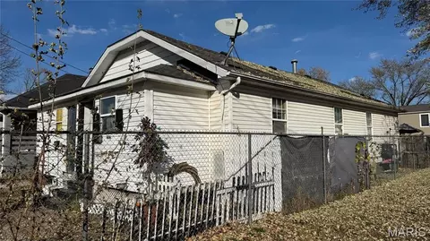 187 Goulding St, East Alton, IL 62024