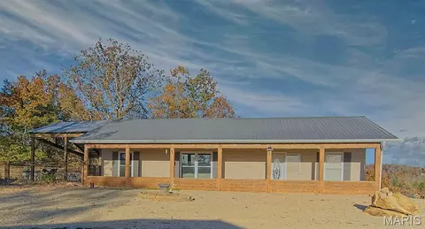 20407 Thunder Ridge Rd, Eminence, MO 65466