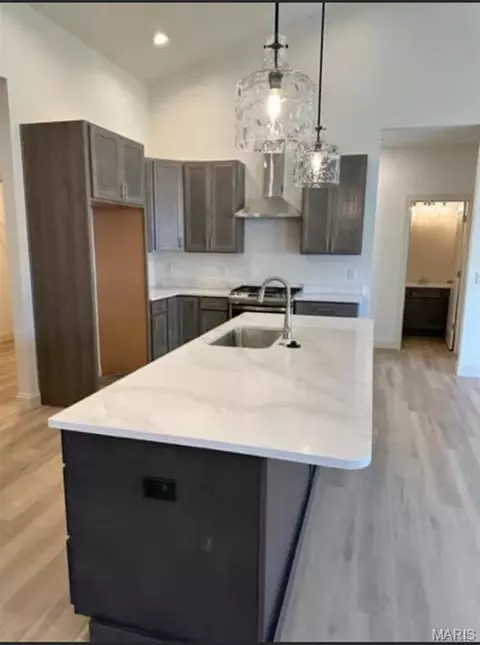 Kitchen - 798 Canary Dr, Ballwin, MO 63021 photo 6 of 6