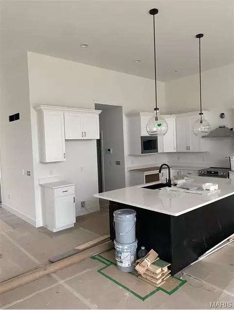 Kitchen - 798 Canary Dr, Ballwin, MO 63021 photo 3 of 6