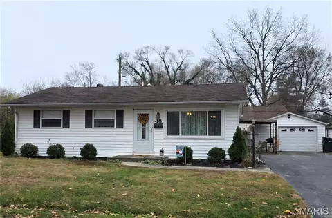 18 Jennine Dr, Belleville, IL 62226