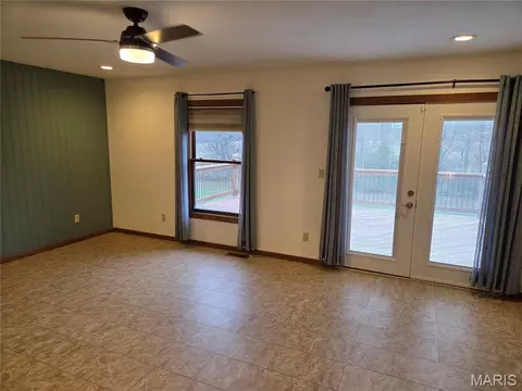 Living - 107 Glaser Rd, Sullivan, MO 63080 photo 4 of 8