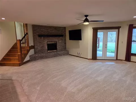 Living - 107 Glaser Rd, Sullivan, MO 63080 photo 7 of 8