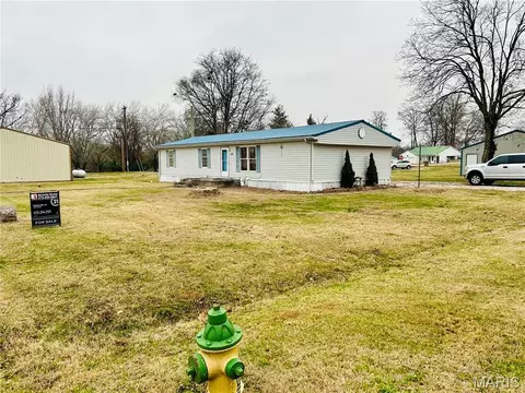 135 E Main St, Whitewater, MO 63785 photo 1